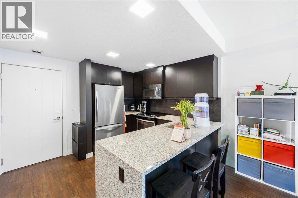 309, 15 Aspenmont Heights SW