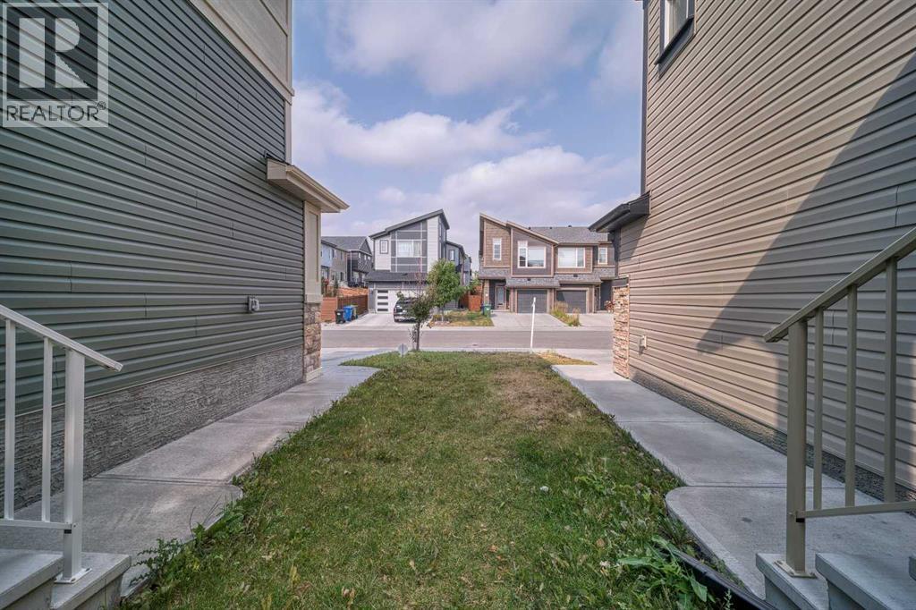 22 Sage Bluff Heights NW