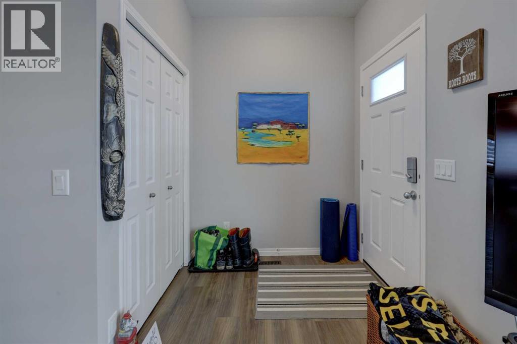 211 Chinook Gate Boulevard SW