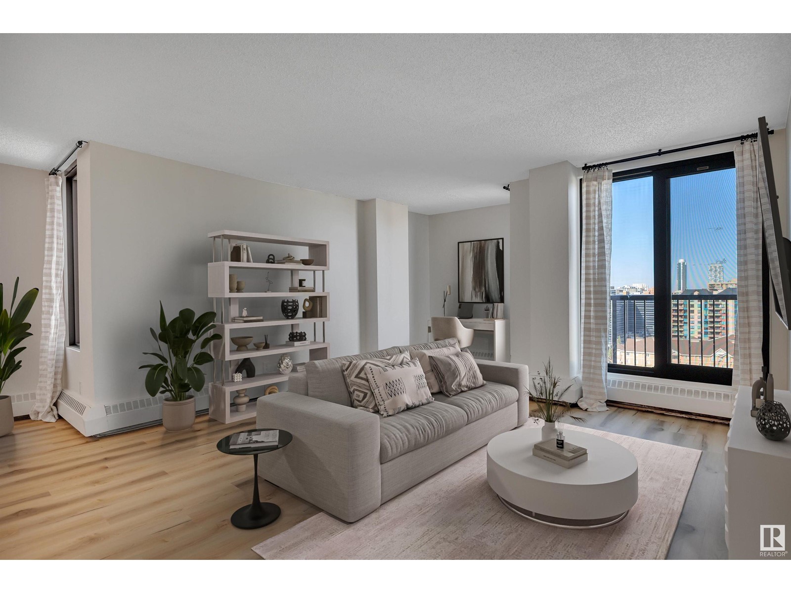 #1210 10145 109 ST NW