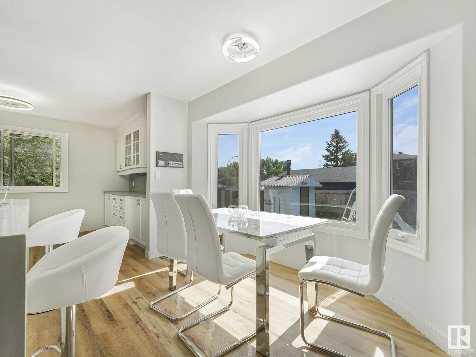 10405 31A AV NW