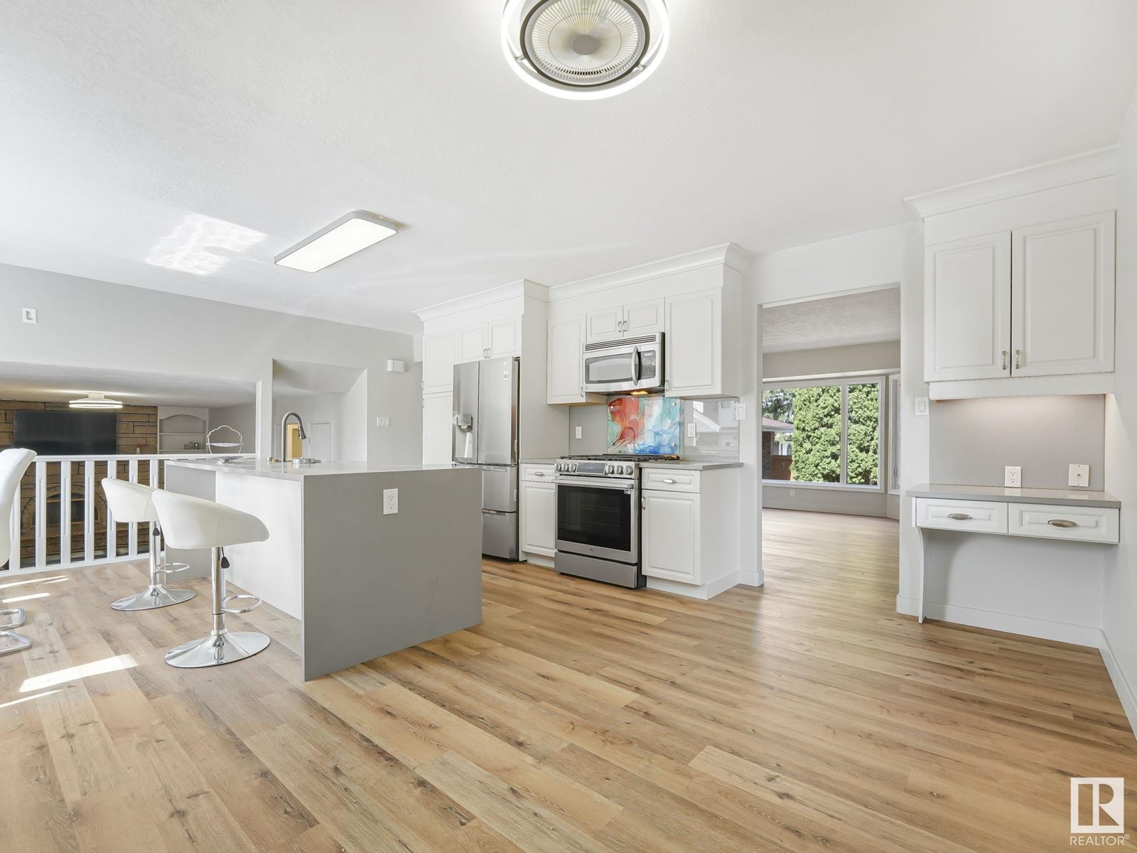 10405 31A AV NW