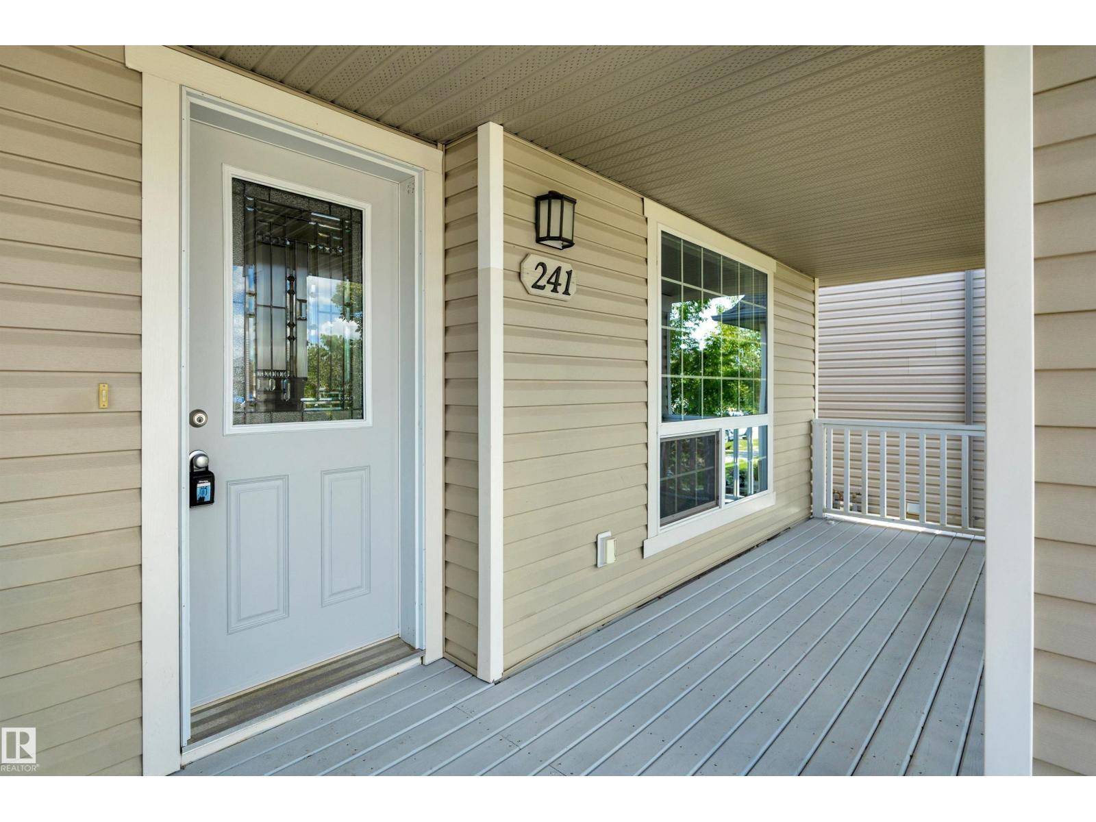 241 SOUTHWICK WY