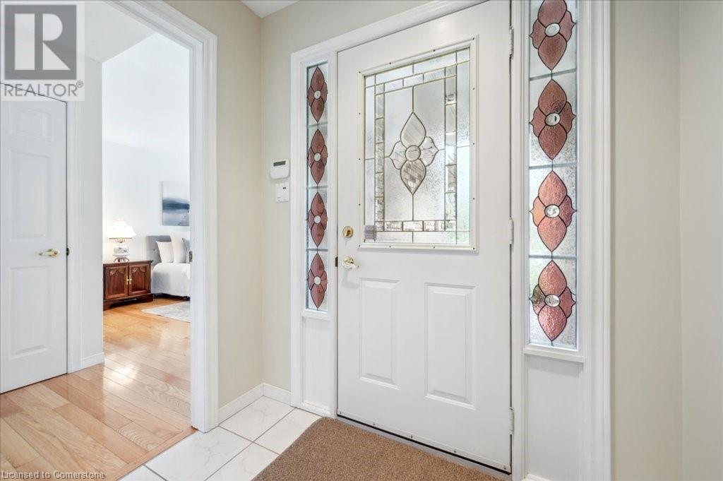 24 SUNNYBRAE Crescent