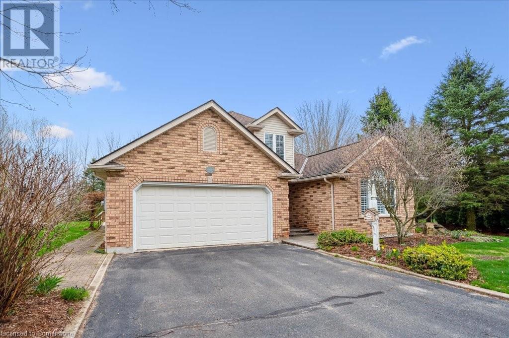 24 SUNNYBRAE Crescent