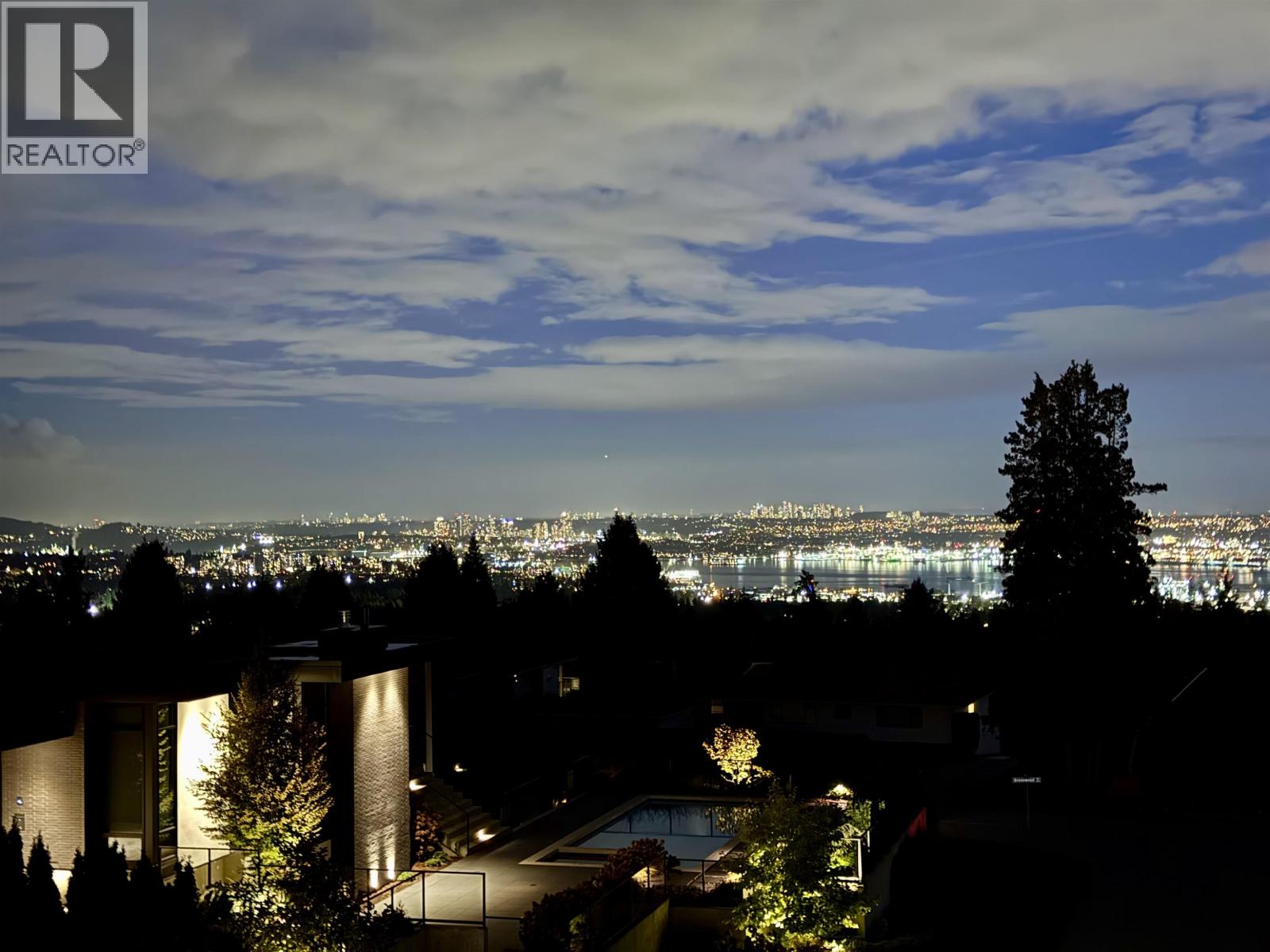 1035 GREENWOOD PLACE