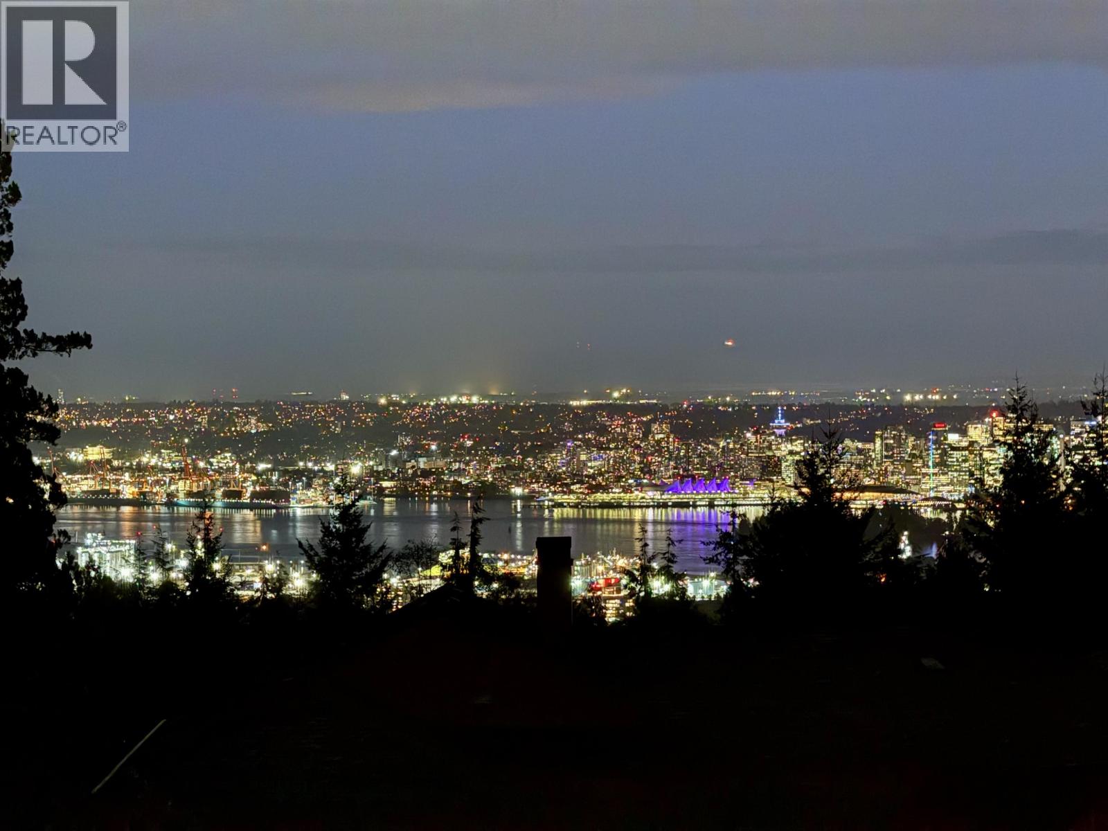 1035 GREENWOOD PLACE