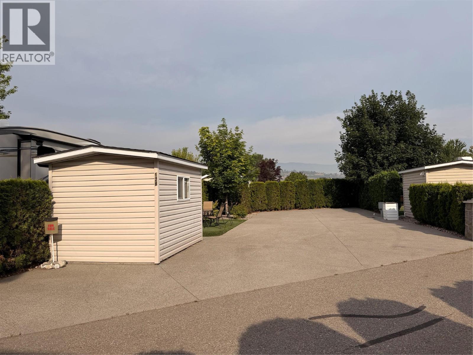8000 Highland Road Lot# 128