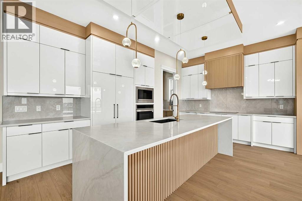 2049 Waterbury Road W
