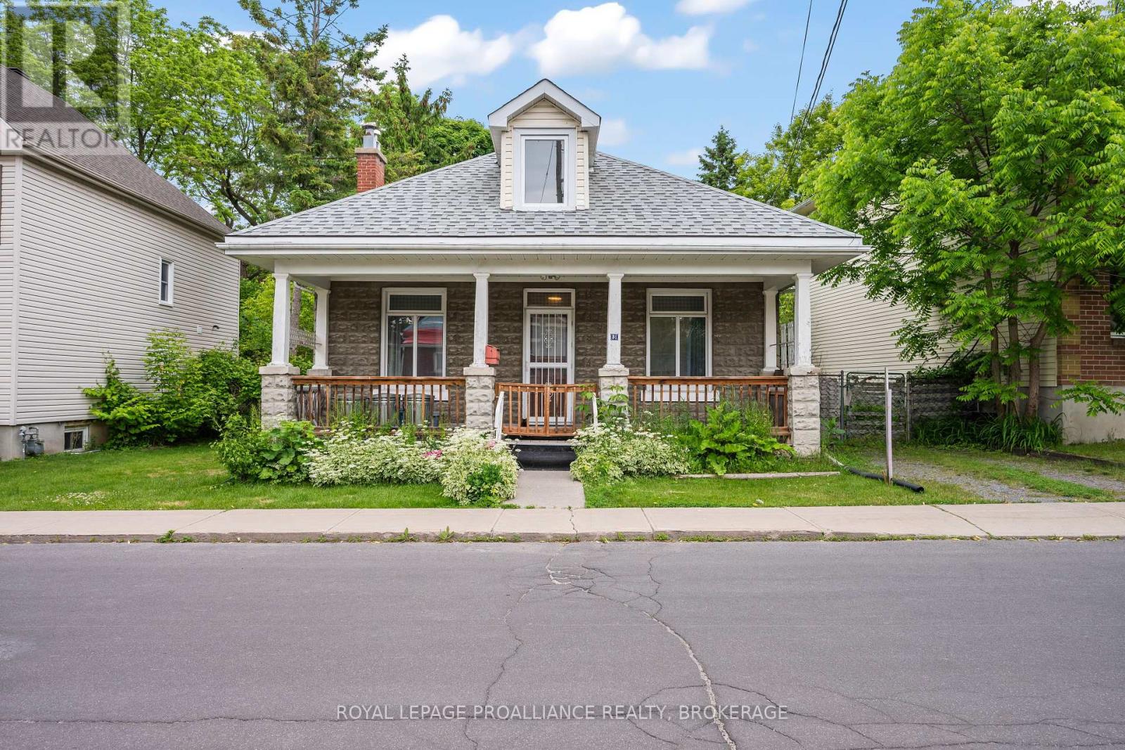 31 HAMILTON STREET
