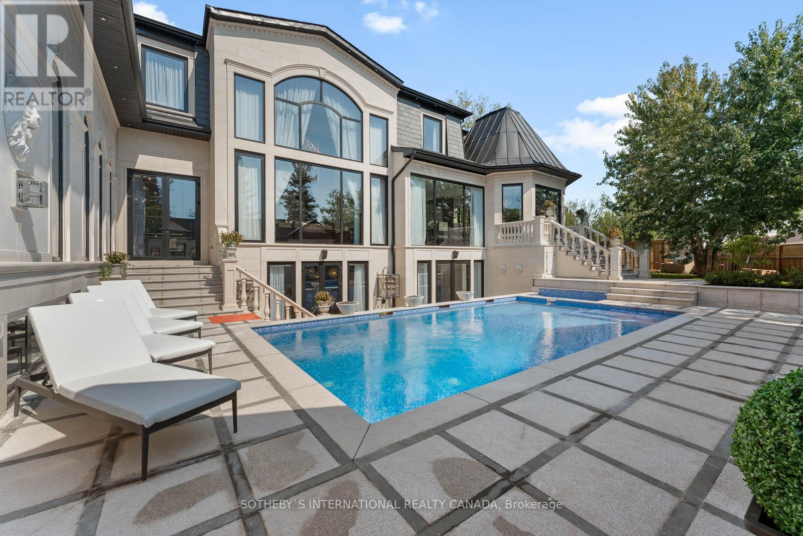 168 OLIVER PLACE