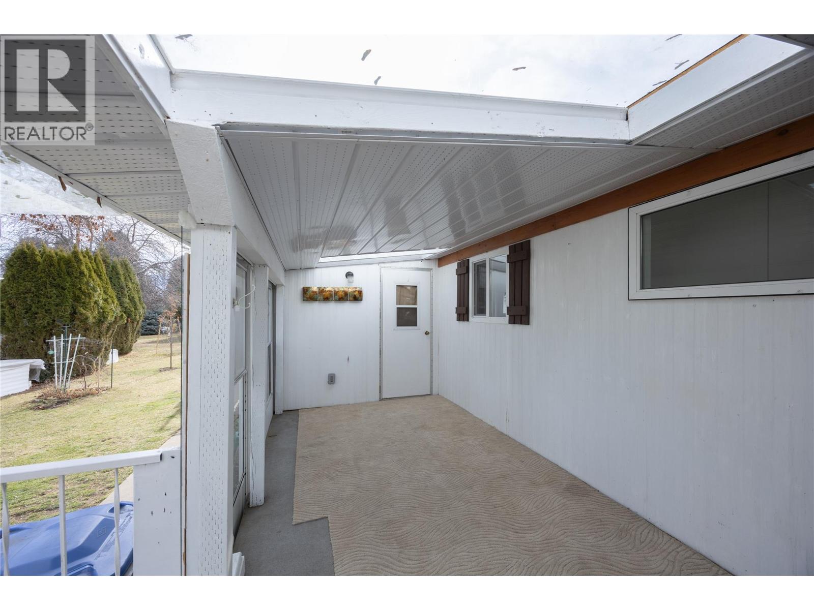 3535 Casorso Road Unit# 97