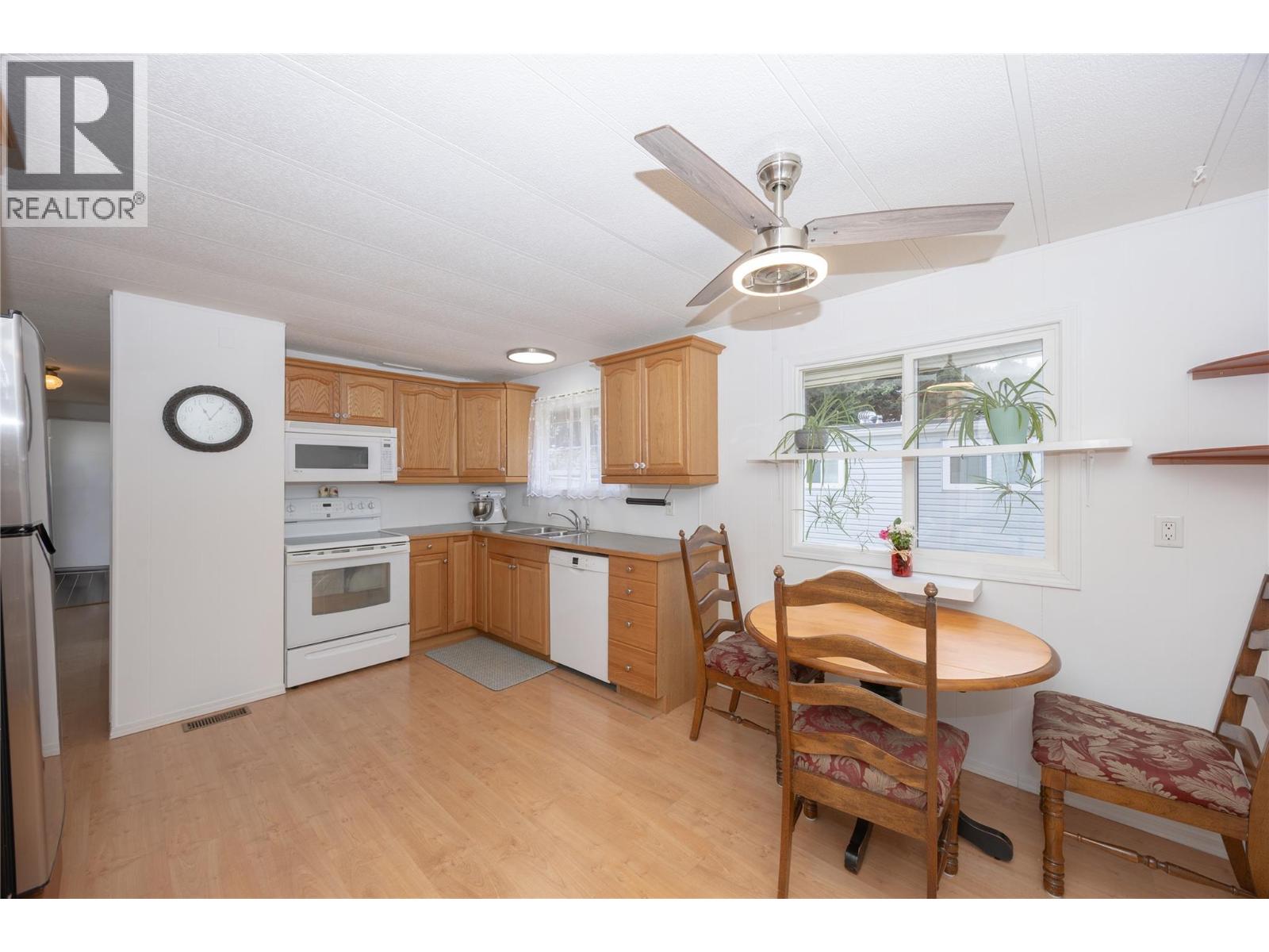 3535 Casorso Road Unit# 97