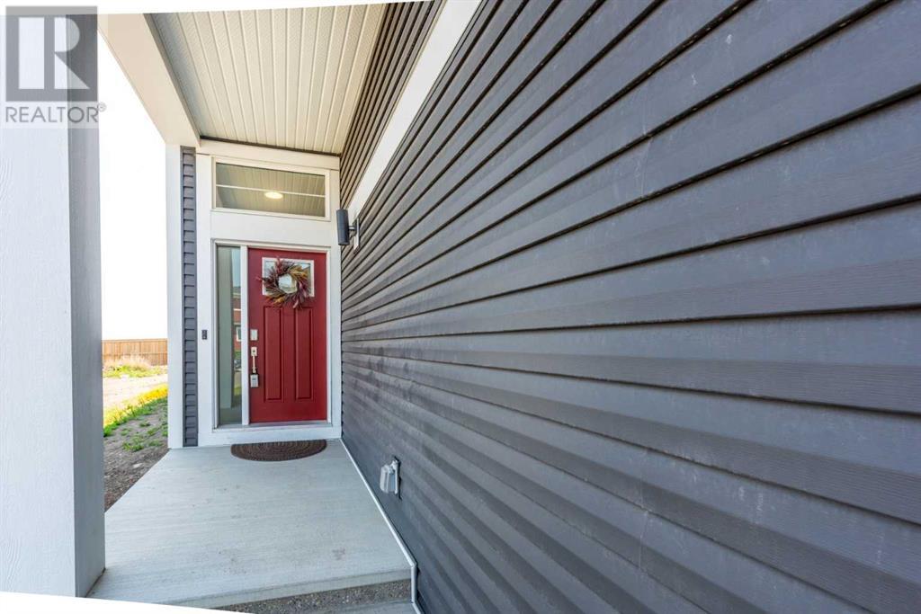 461 CORNER MEADOWS Way NE