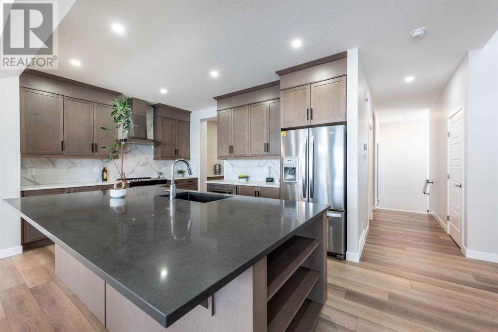 461 CORNER MEADOWS Way NE