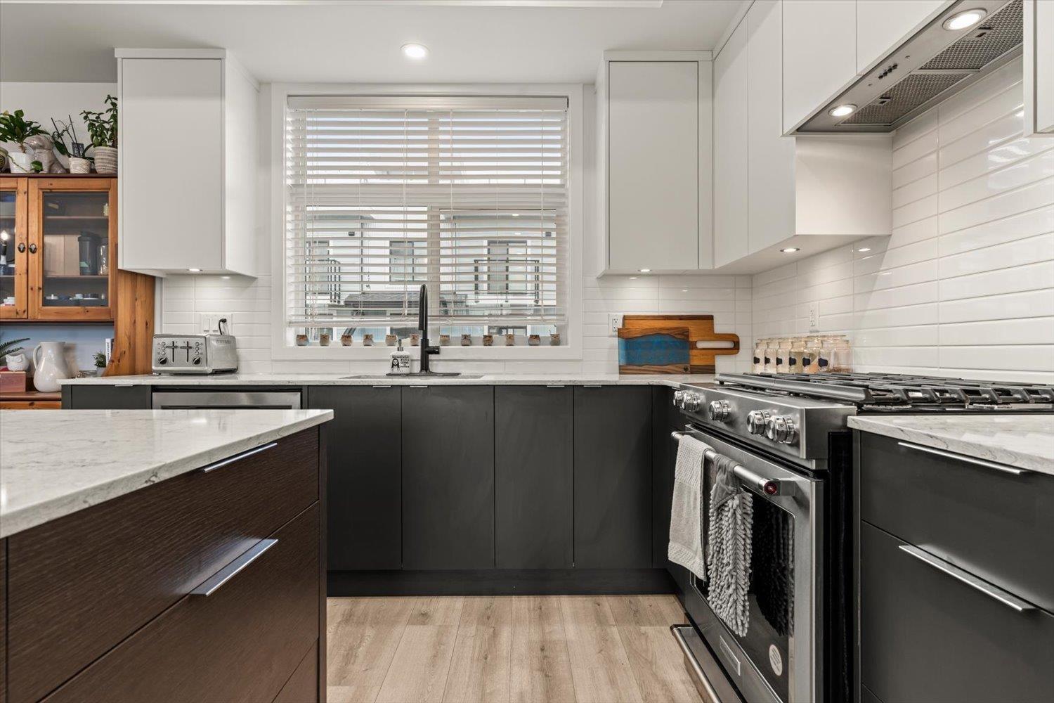 165 46211 PROMONTORY ROAD|Sardis South