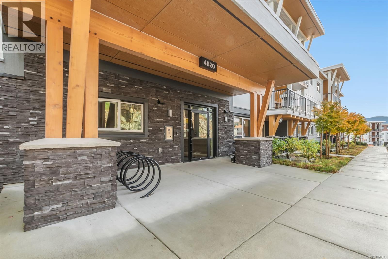 202 4820 Cedar Ridge Pl
