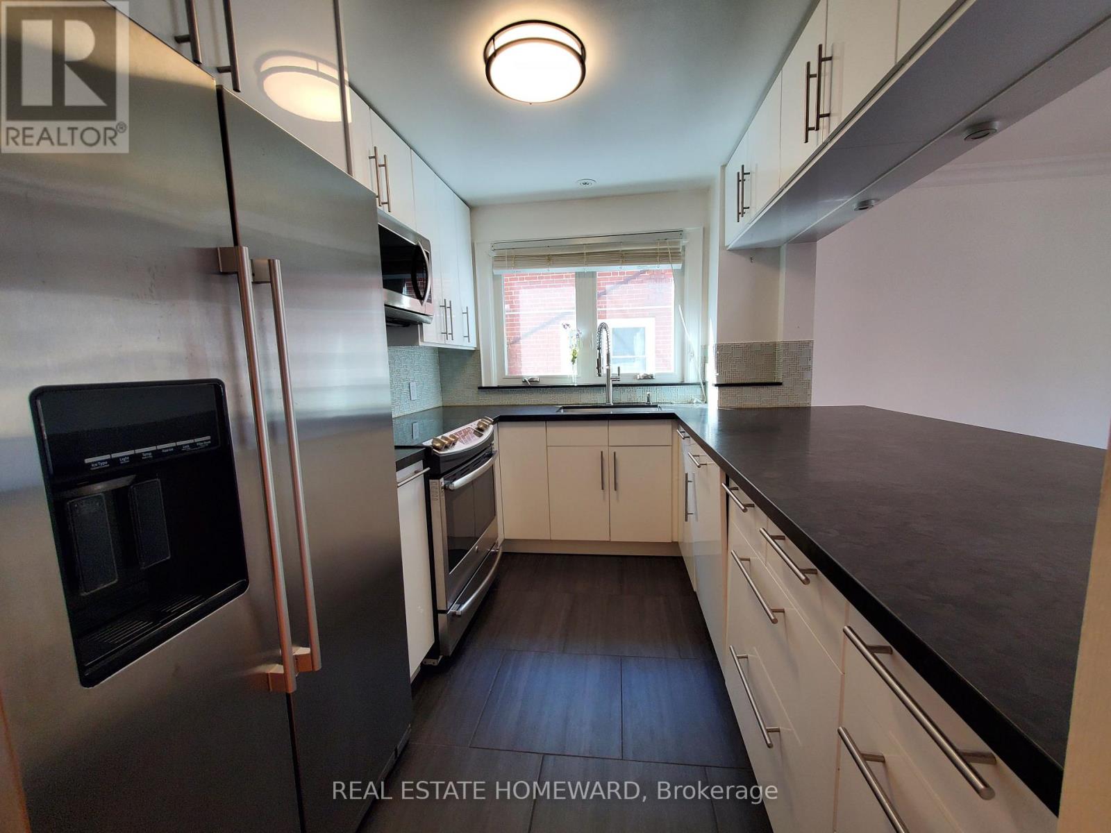 MAIN FLOOR - 21 LOVE CRESCENT