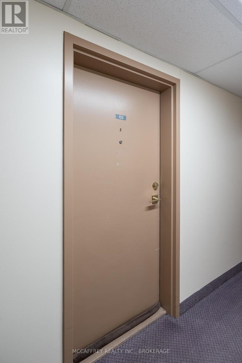 103 - 310 KINGSDALE AVENUE