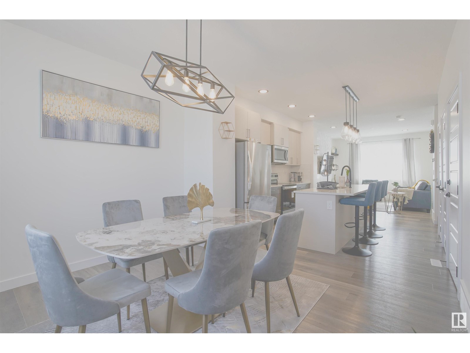 9113 155 ST NW