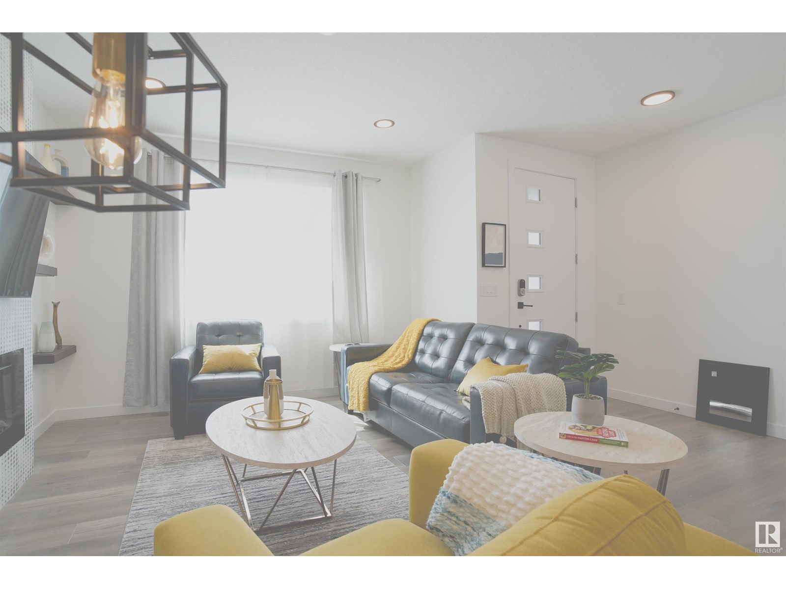 9113 155 ST NW