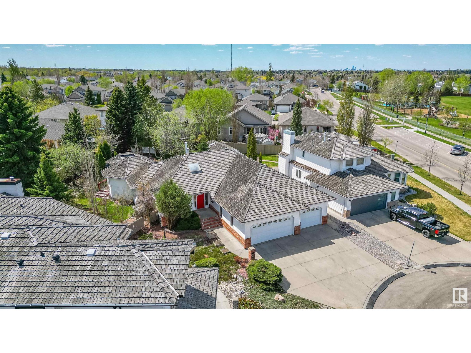 485 REGENCY DR