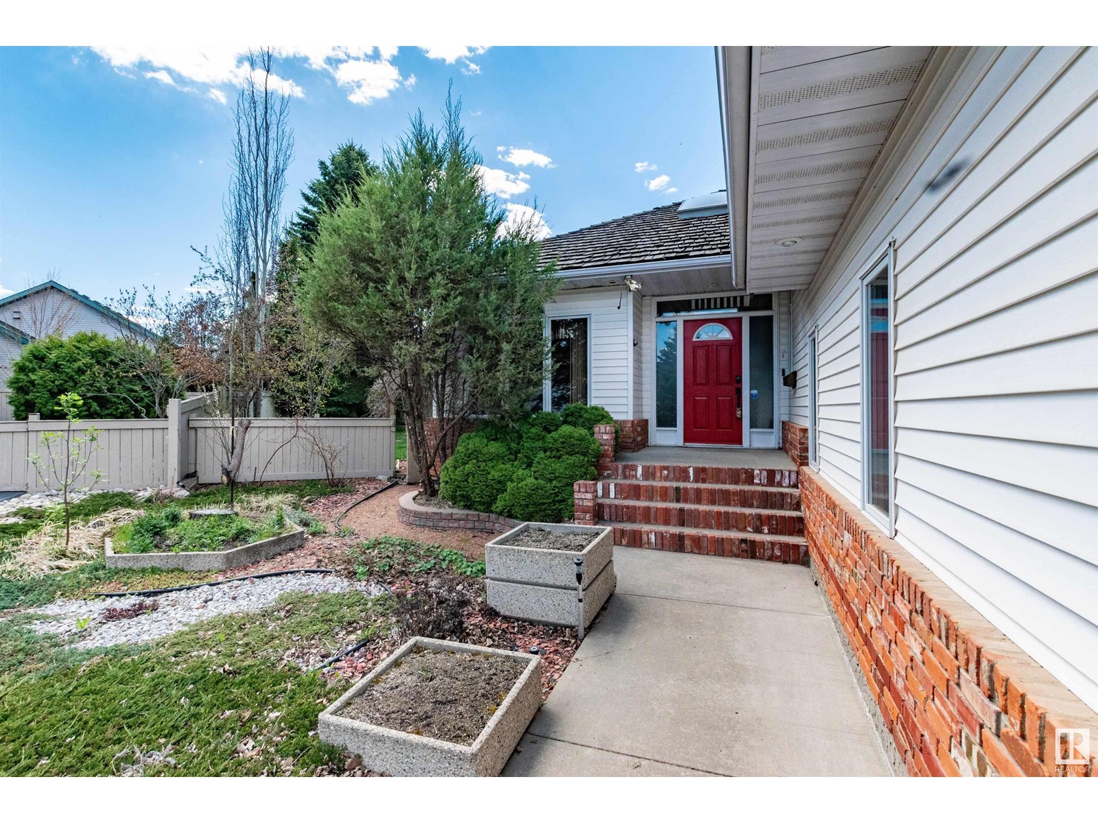 485 REGENCY DR