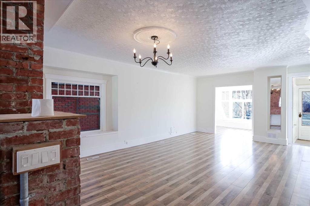 434 Memorial Drive NW