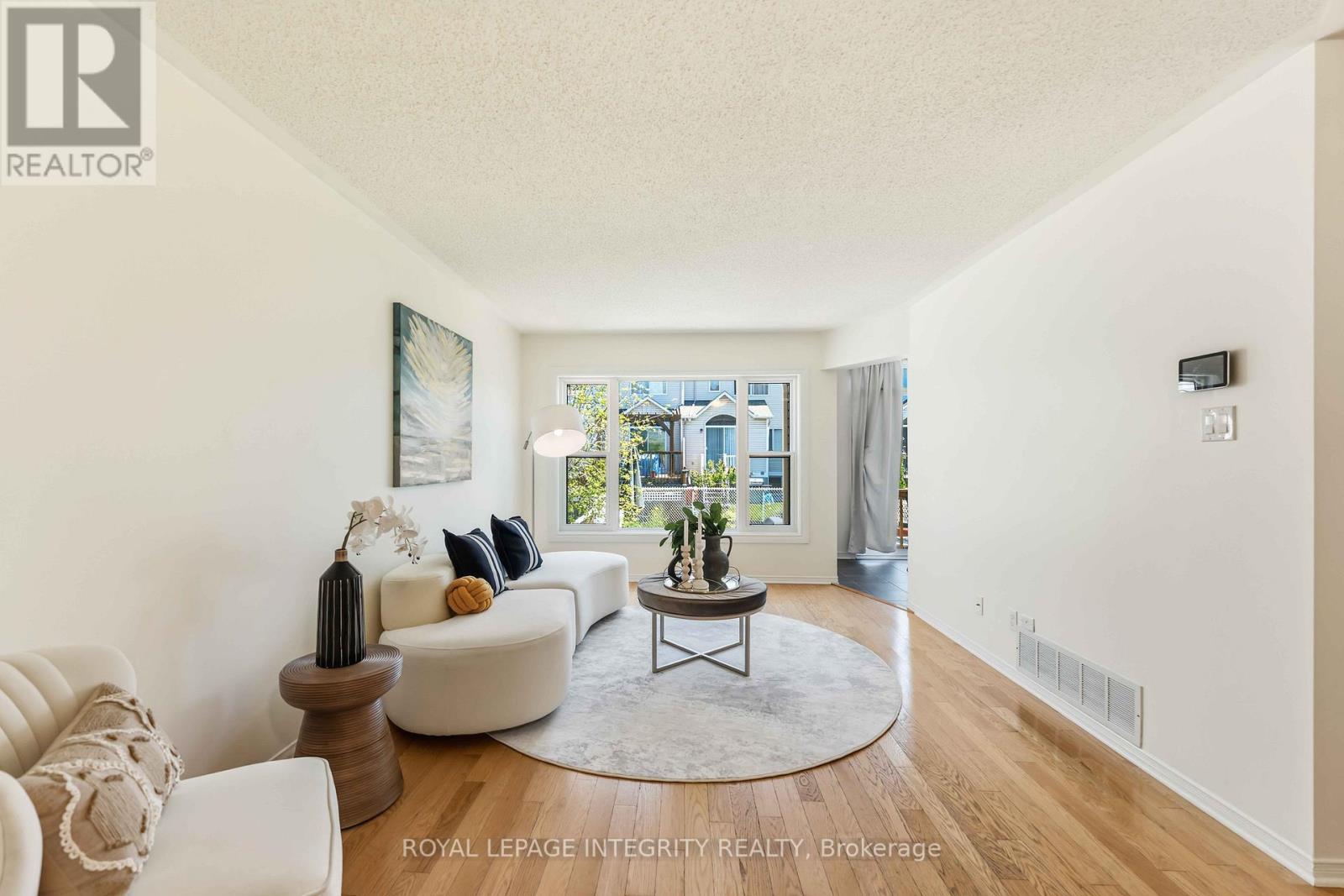 13 SOUTHPOINTE AVENUE
