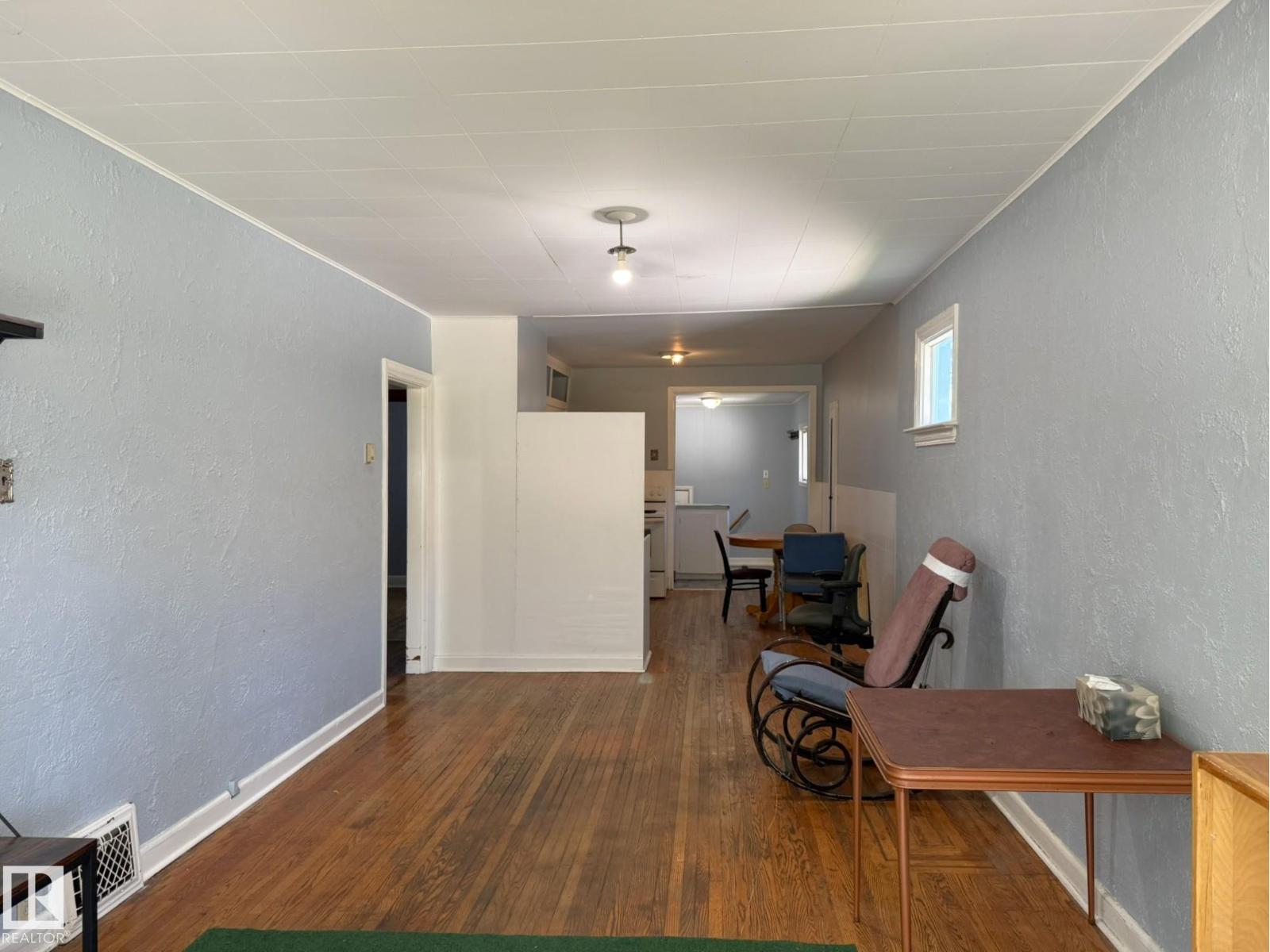 5132 52 ST