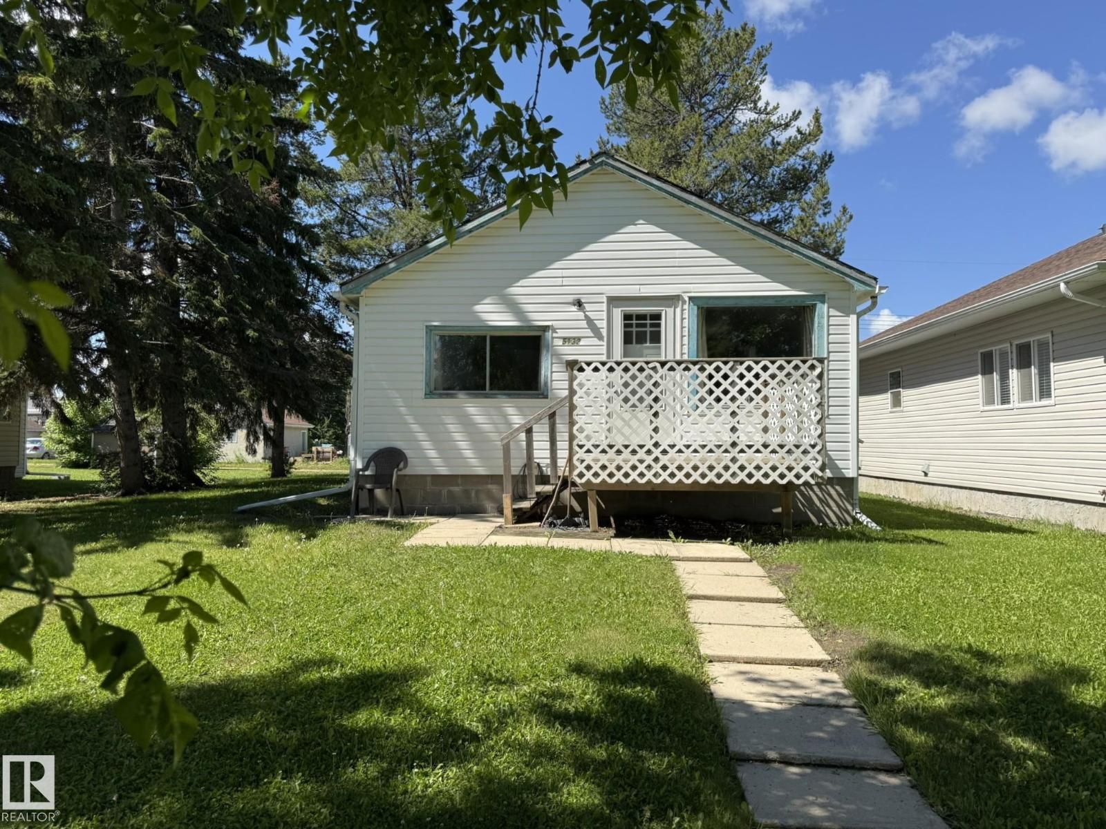 5132 52 ST