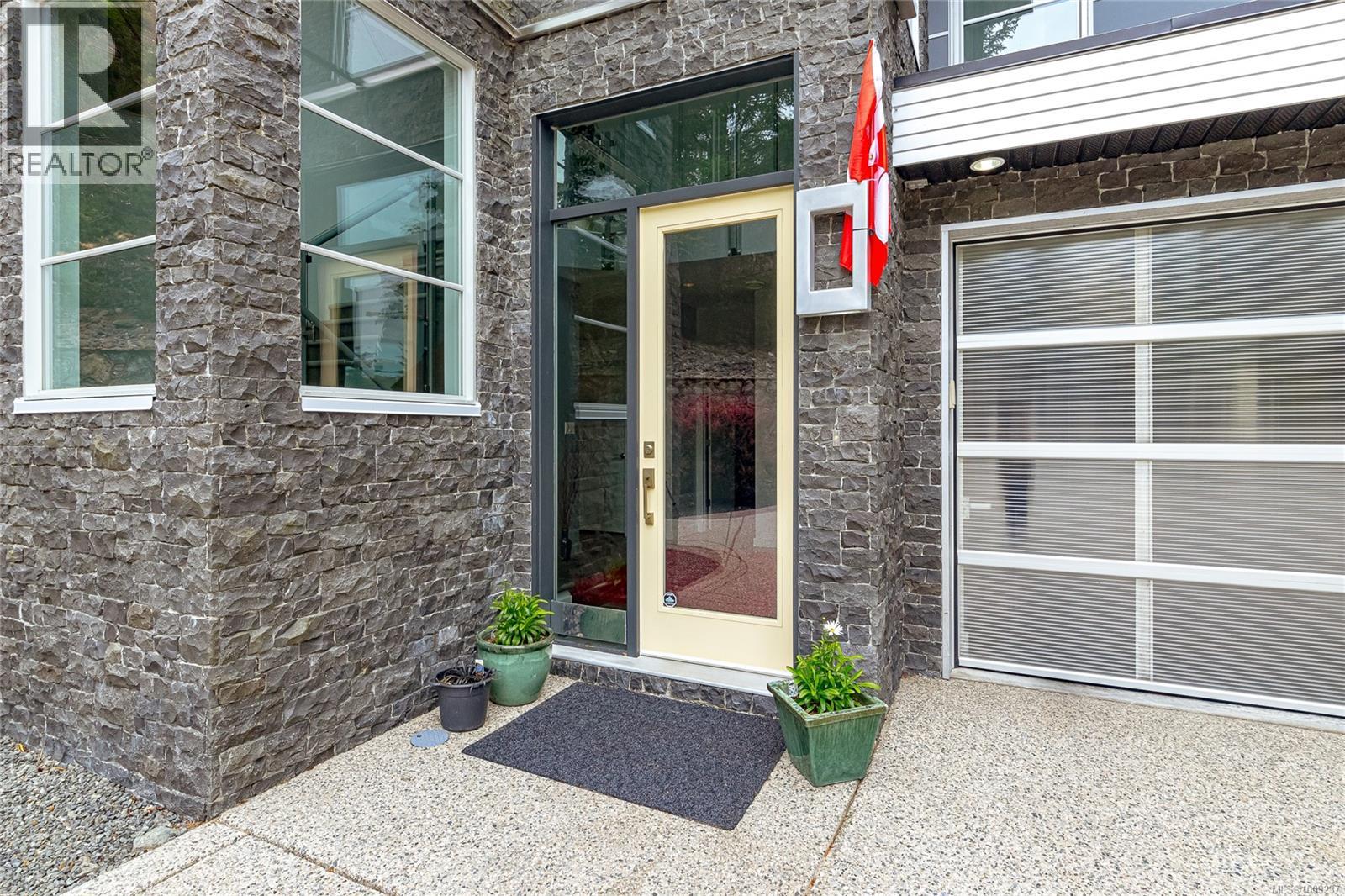 556 Delora Dr