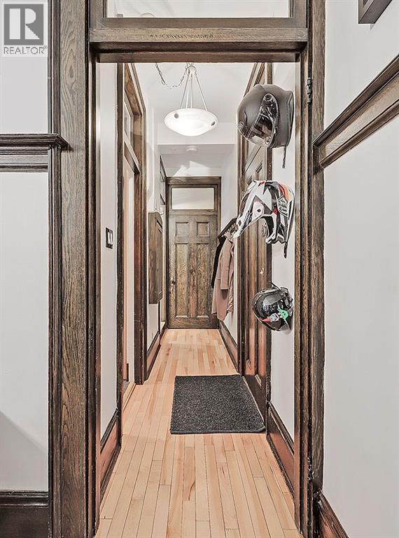 100, 804 18 Avenue SW