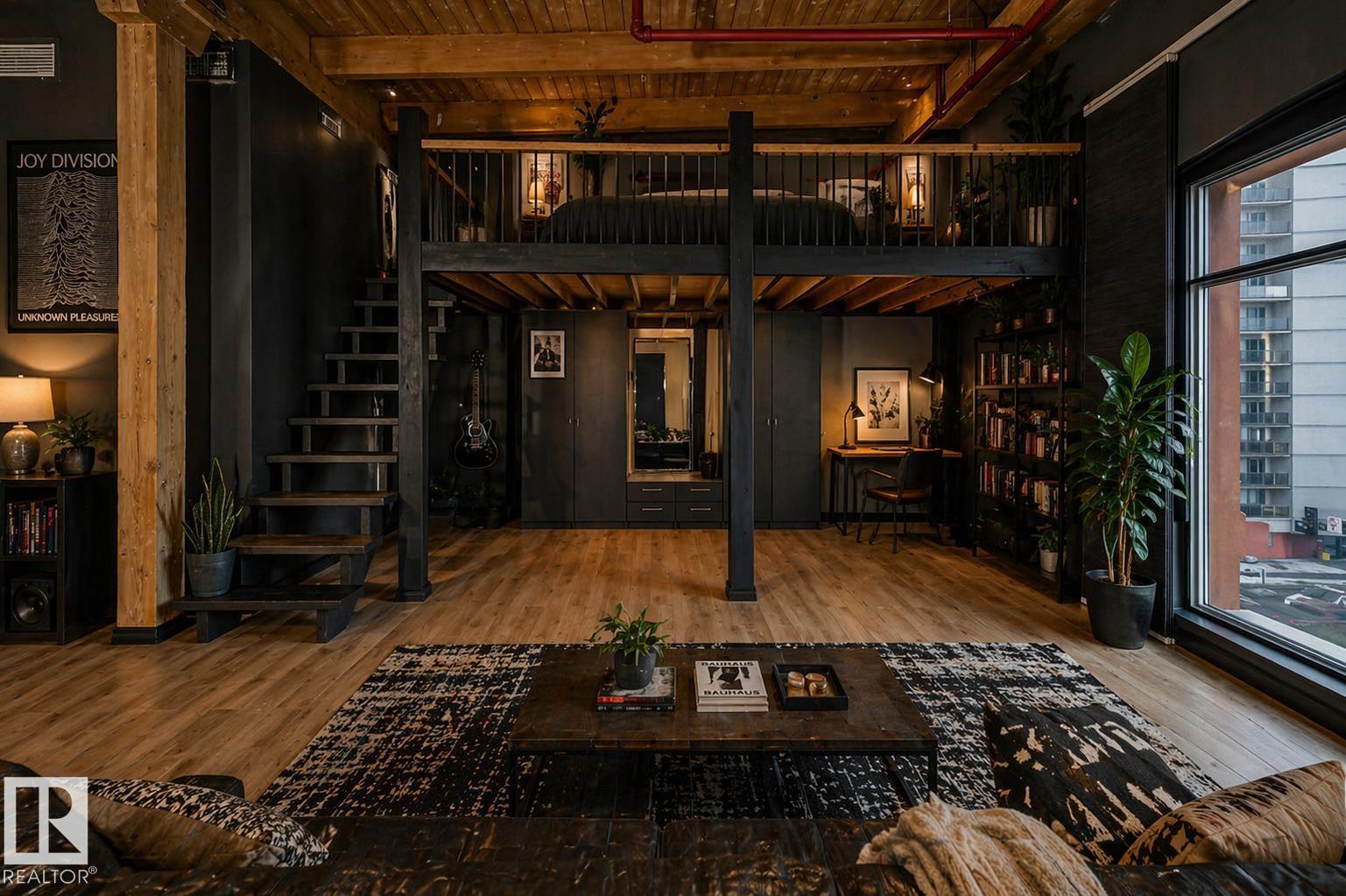 #407 10301 109 ST NW