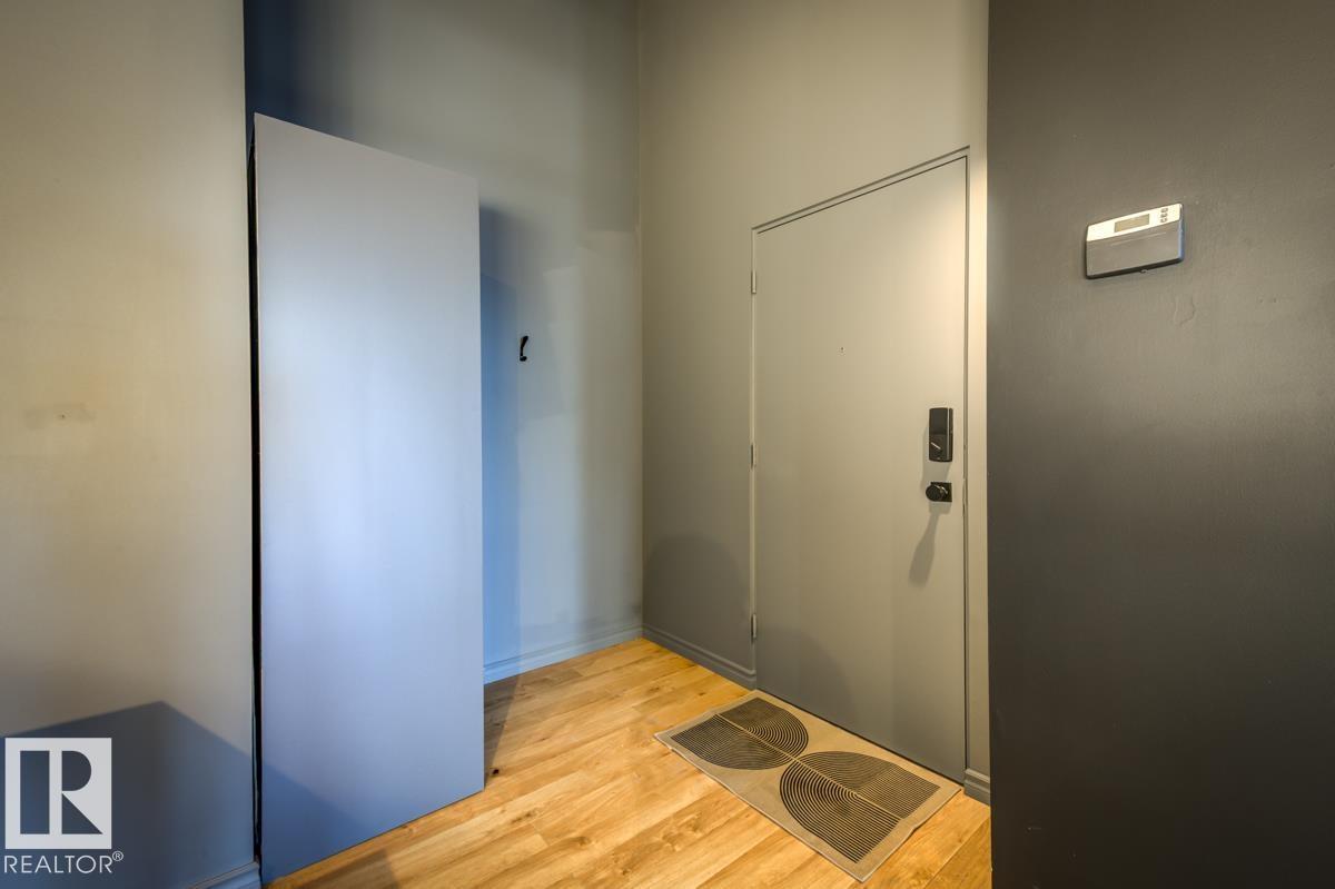 #407 10301 109 ST NW