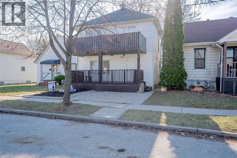 1345 HENRY FORD Windsor ON N8Y2T9