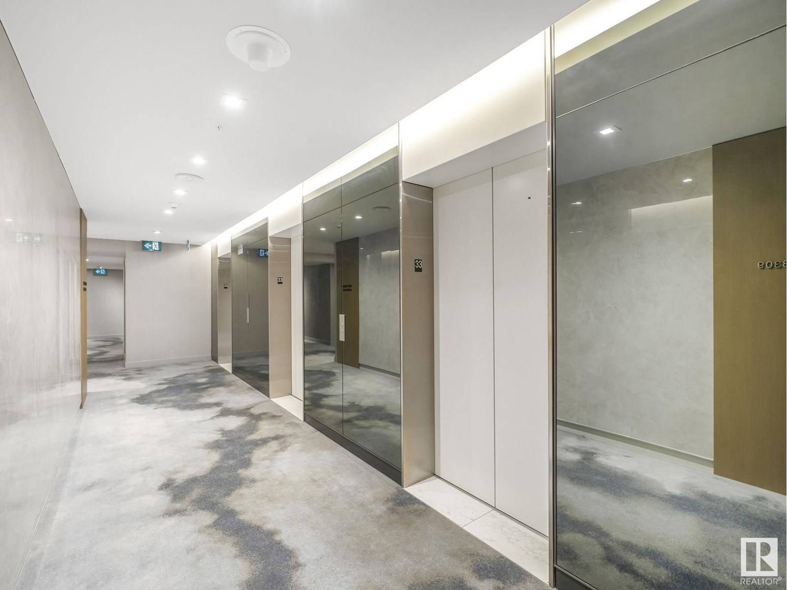 #3308 10360 102 ST NW