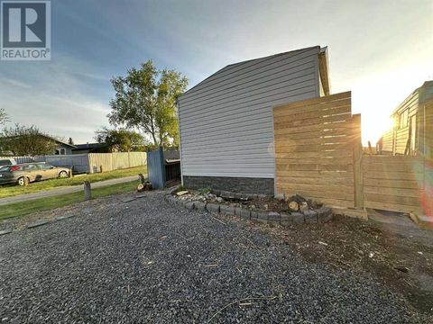 101 Huntstrom Drive NE Calgary AB T2K5V5