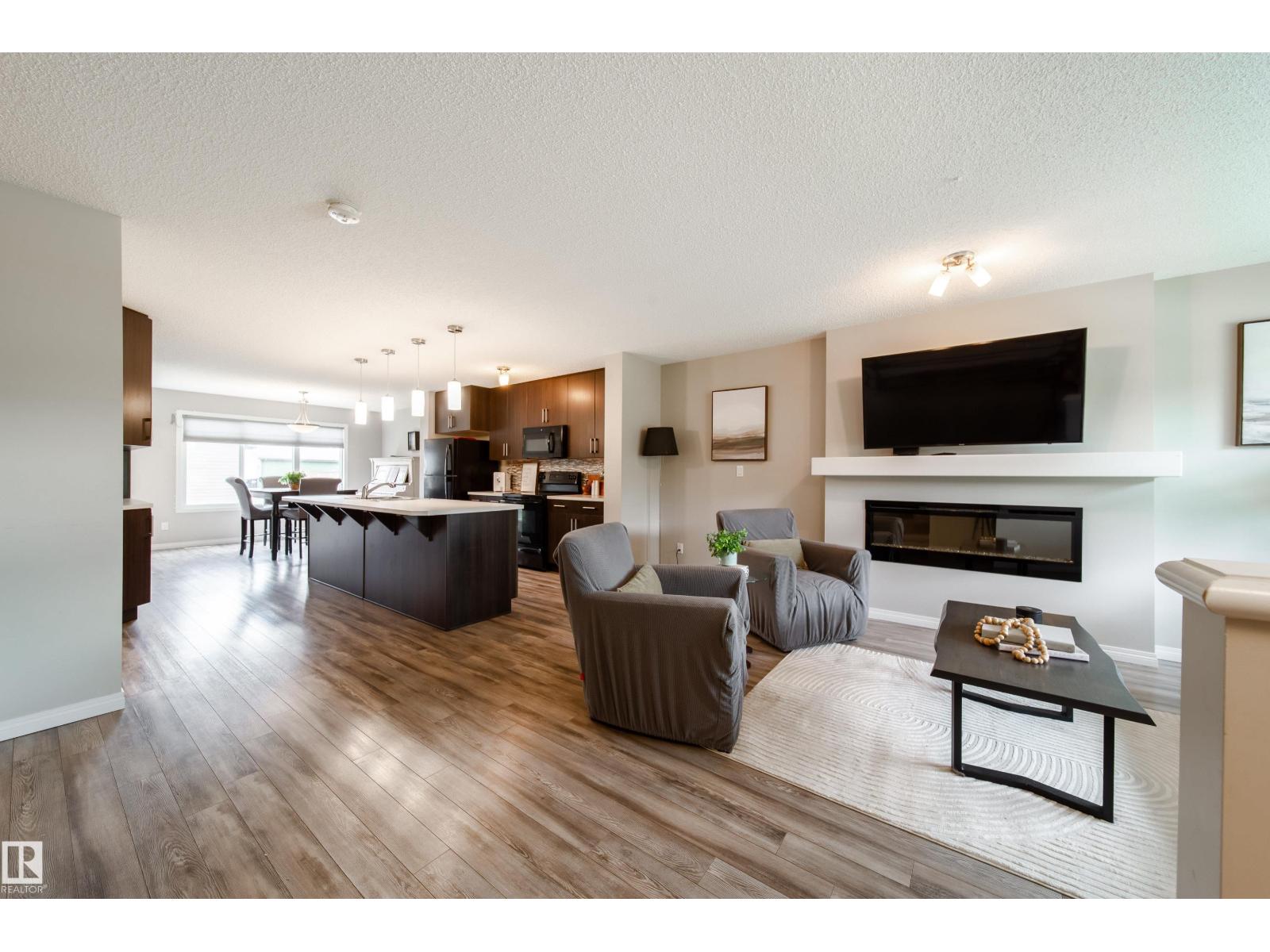 3211 CHERRY CR SW