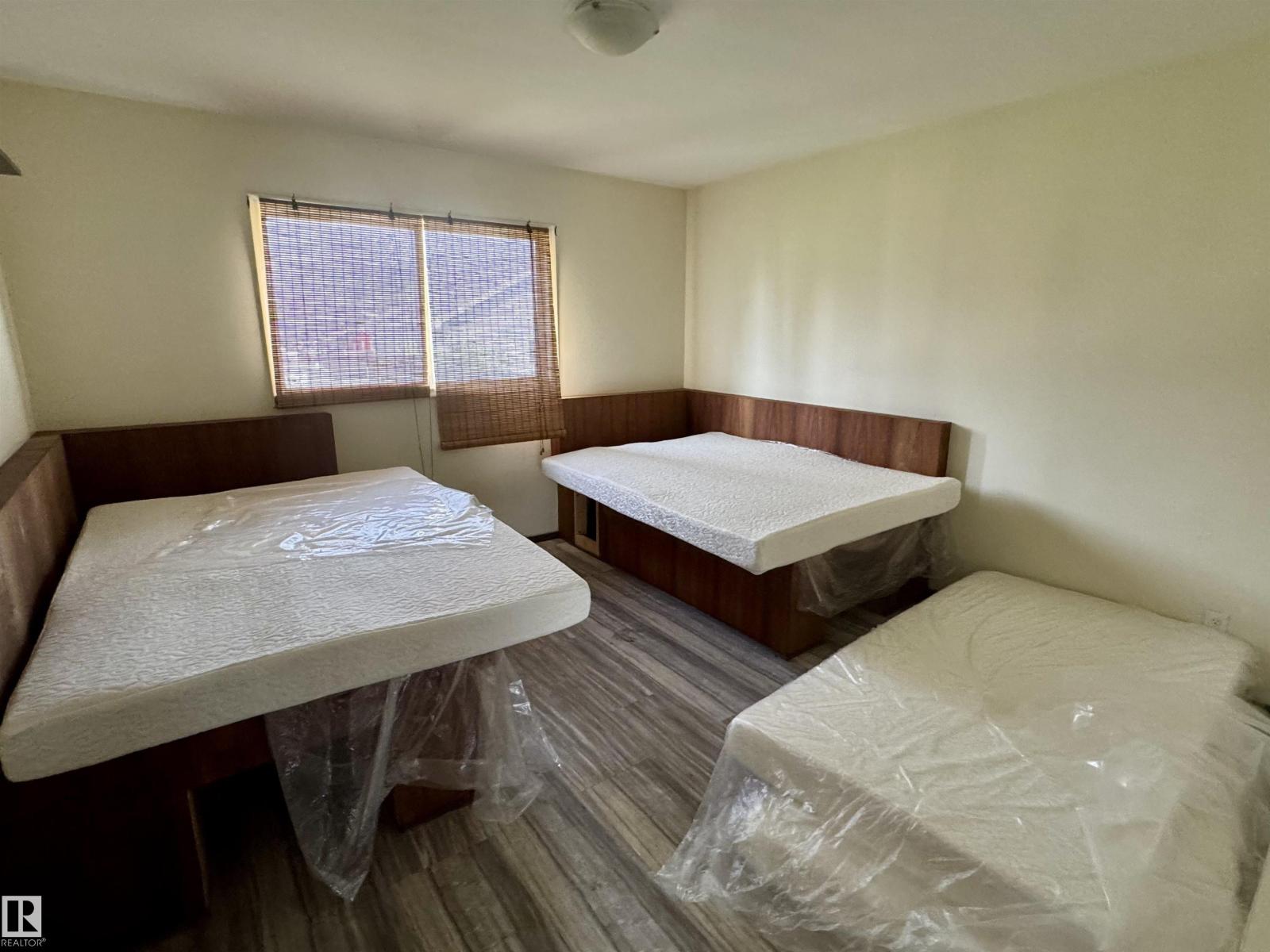 12312 82 ST NW