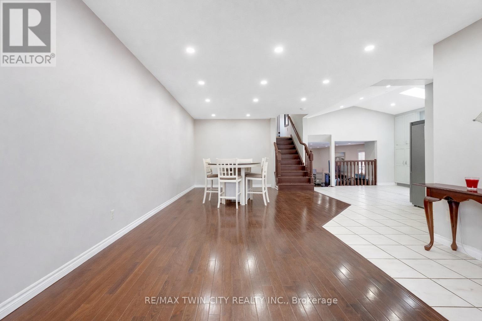 183 BUSH CLOVER CRESCENT