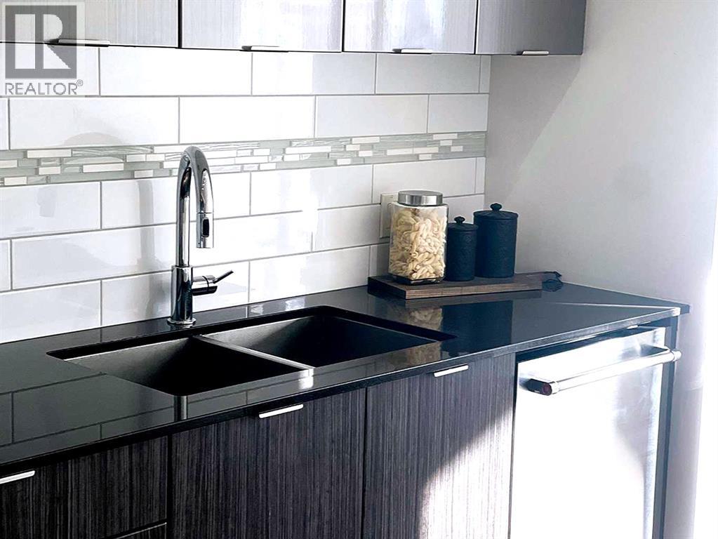 3007, 930 6 Avenue SW