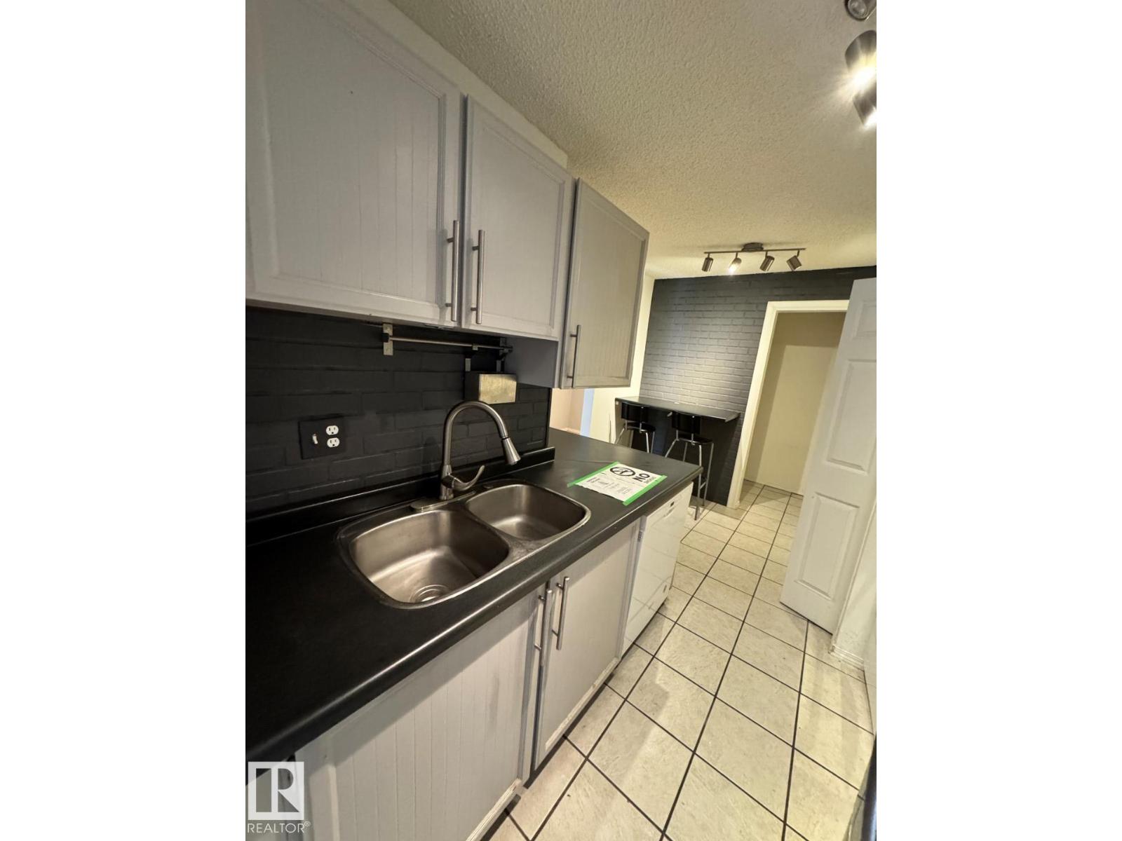 #101 2303 119 ST NW