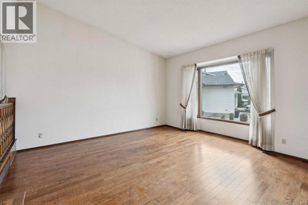 40 Scenic Place NW