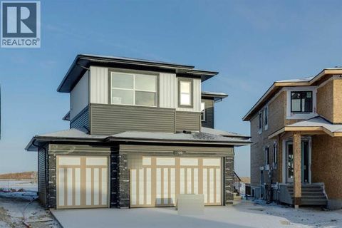199 Langwell Common SE Airdrie AB T4A3R4