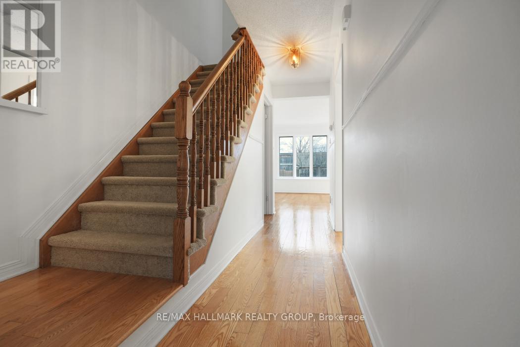 97 FORESTGLADE CRESCENT