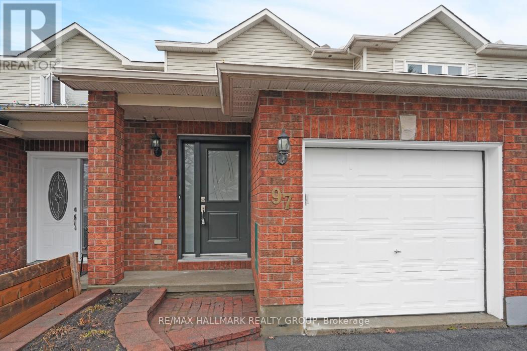 97 FORESTGLADE CRESCENT