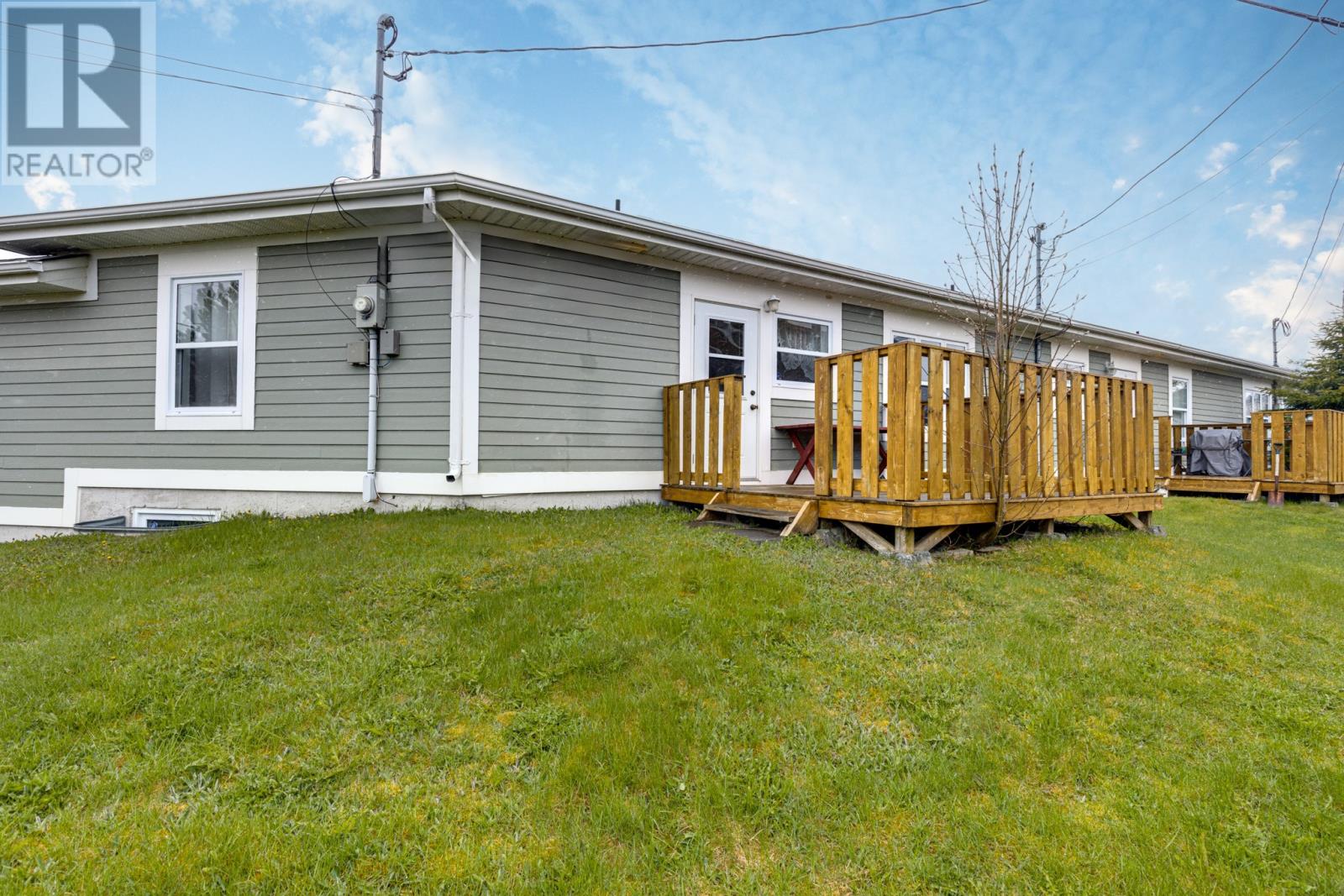 8 Sunchase Court