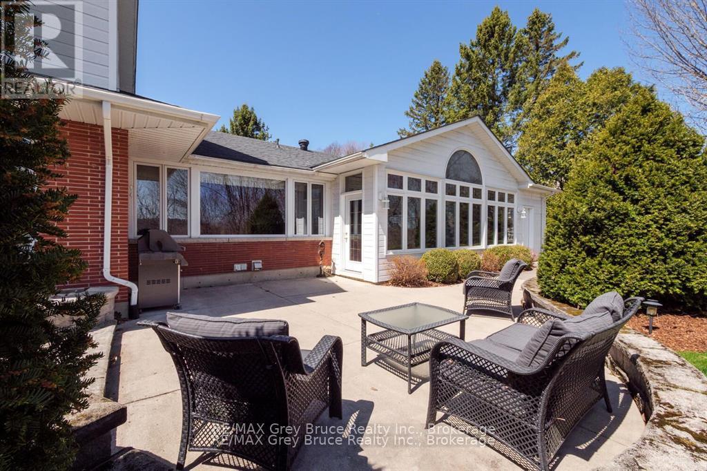 525 4TH AVENUE W