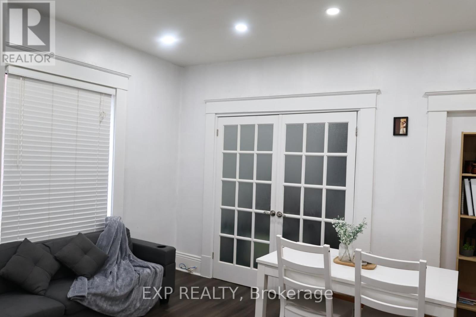 226 SHERIDAN STREET